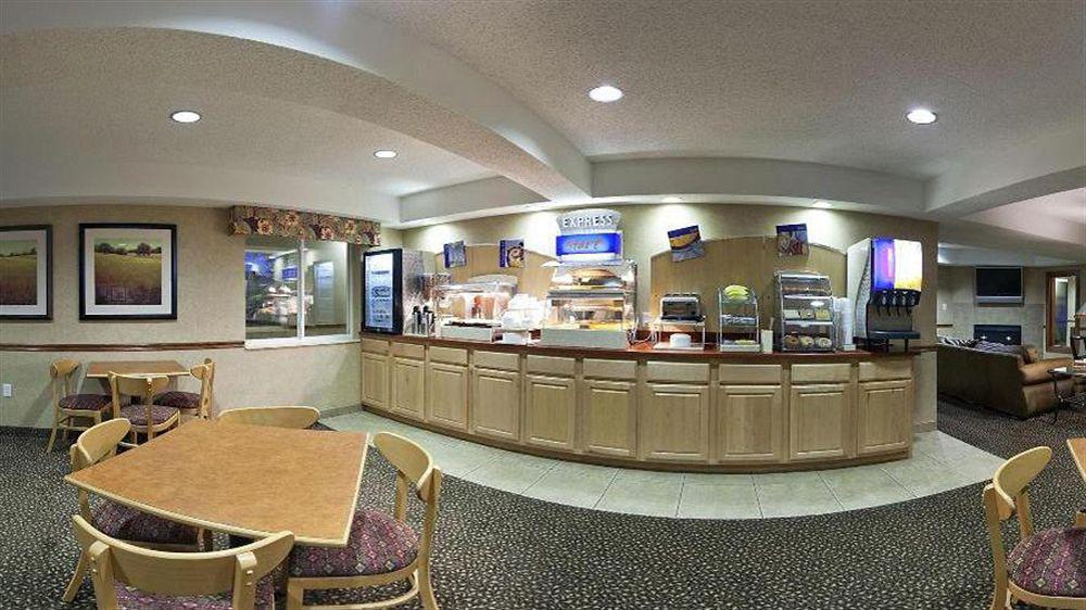 Holiday Inn Express Warrenton Exterior foto