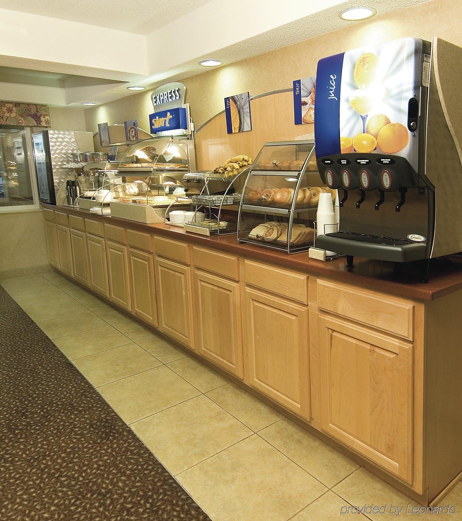 Holiday Inn Express Warrenton Restaurante foto