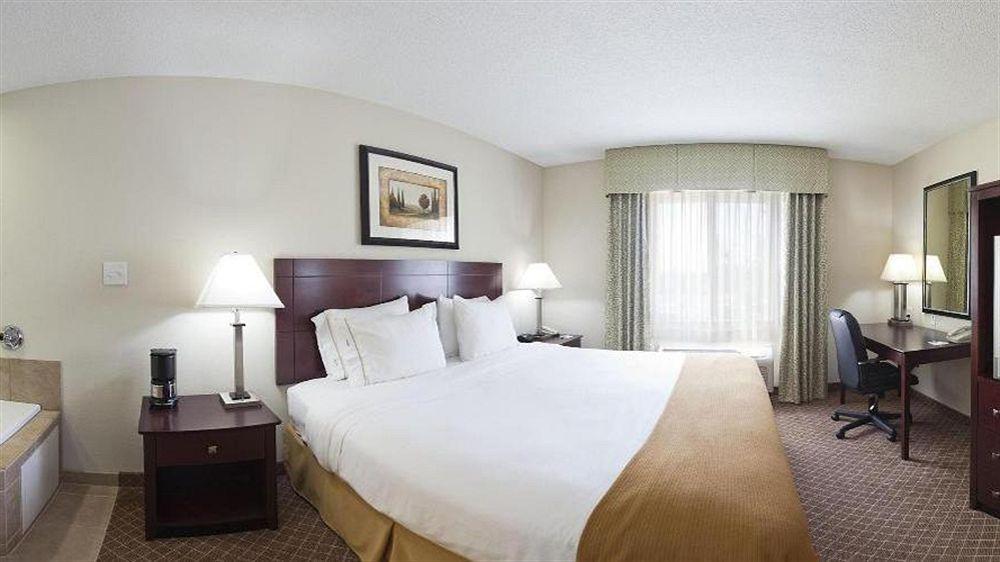 Holiday Inn Express Warrenton Exterior foto