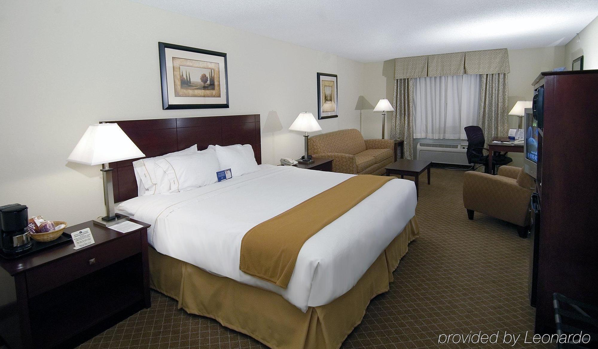 Holiday Inn Express Warrenton Habitación foto